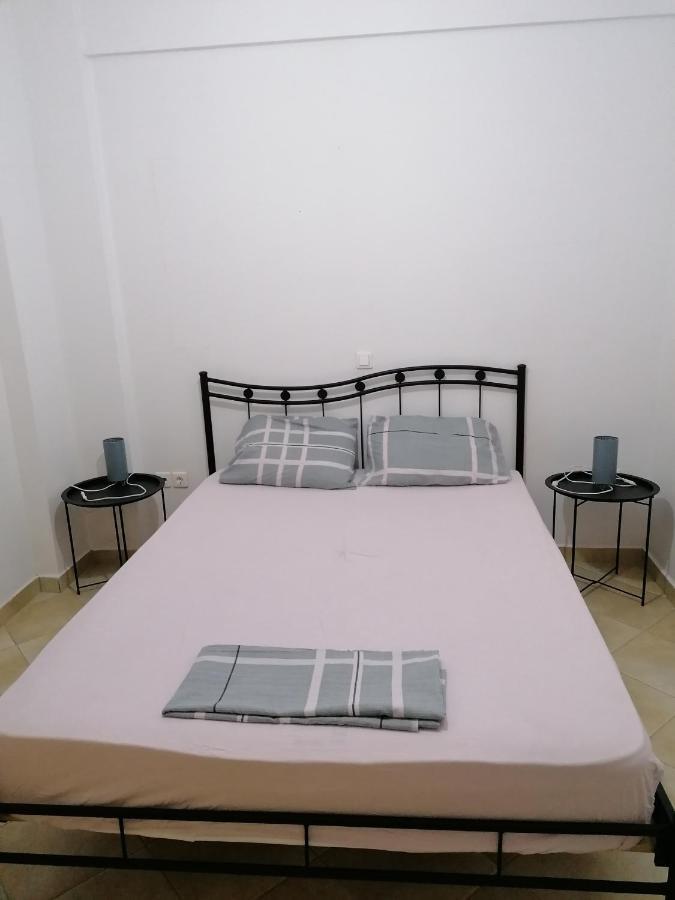 Alexis Apartments Pylos Exterior photo