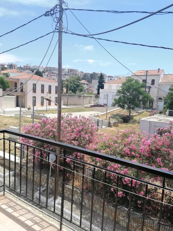 Alexis Apartments Pylos Exterior photo