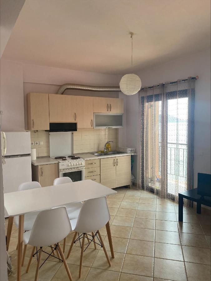 Alexis Apartments Pylos Exterior photo