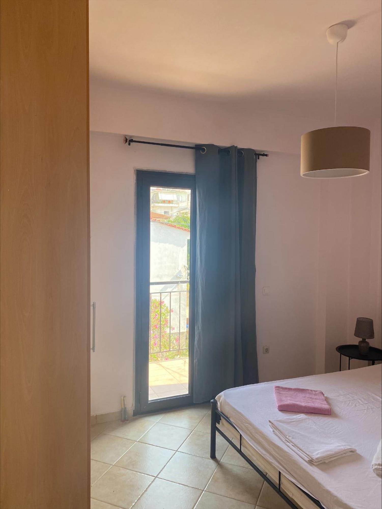 Alexis Apartments Pylos Exterior photo